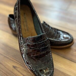 Walking Cradles Wren Slip On Loafers Womens Sz 8 Med Brown Crocodile Design